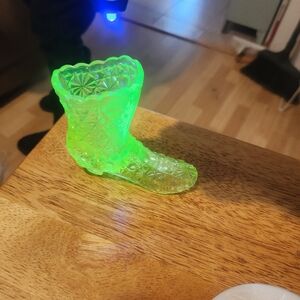 Fenton Uraniuam Green Glass Boot